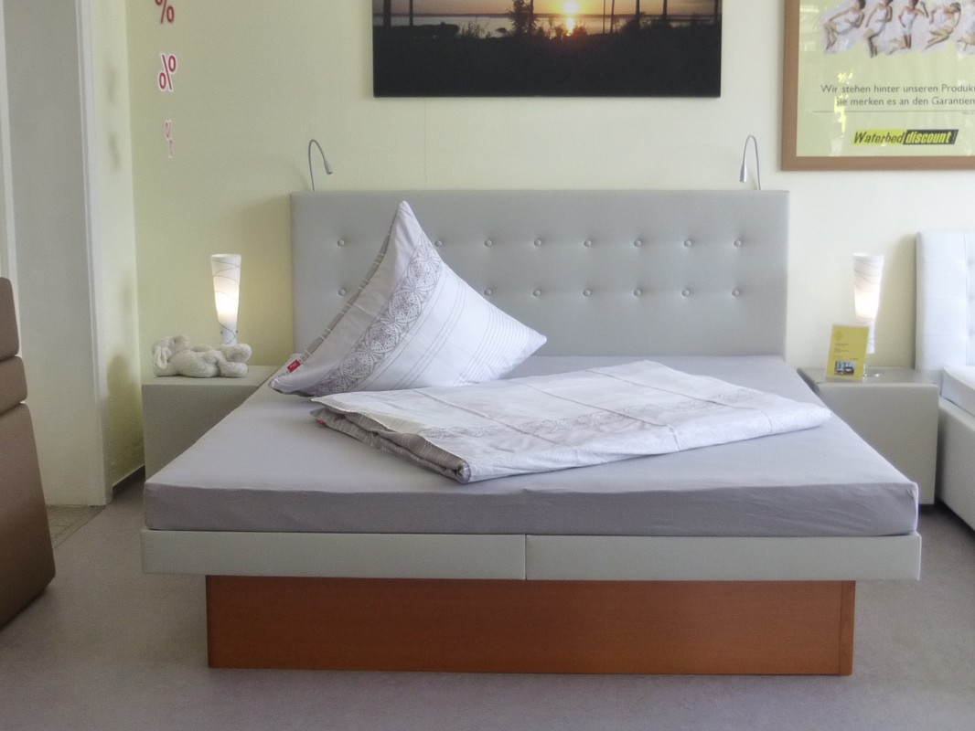 Exklusives Splitbettjetzt mit GRATIS Ersatztop/Auflage Wasserbett