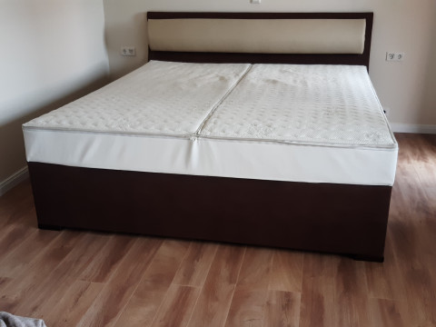 Wasserbett in Boxspringoptik